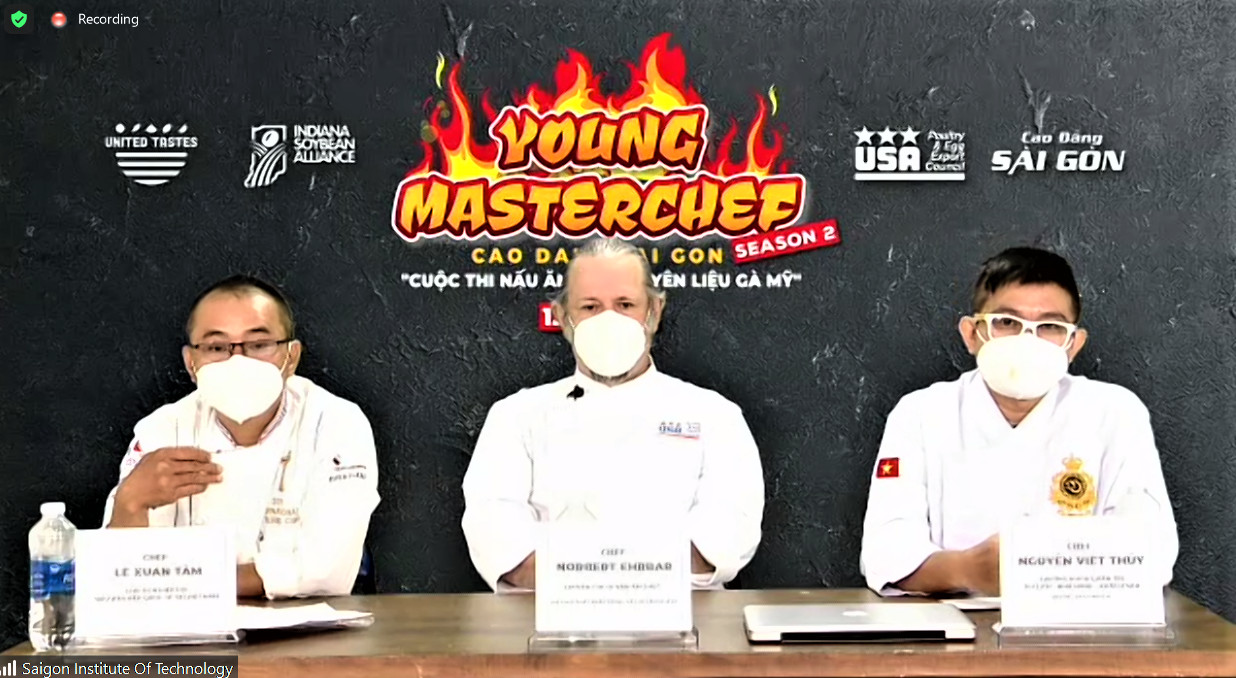 Ban giám khảo cuộc thi Cao đẳng Sài Gòn Young MasterChef là những chuyên gia hàng đầu trong lĩnh vực ẩm thực