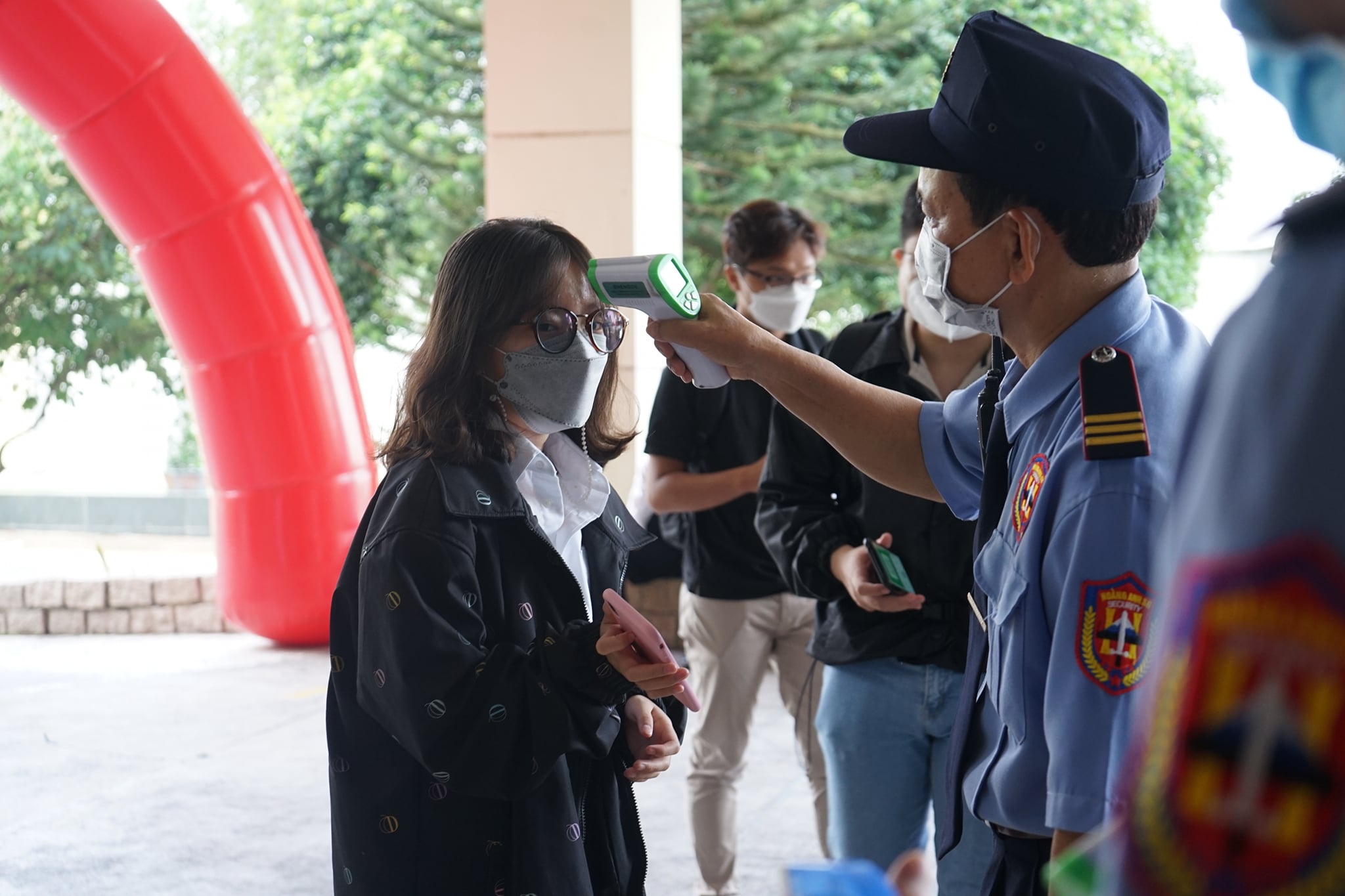 Tuân thủ 5K trong ngày hội. 