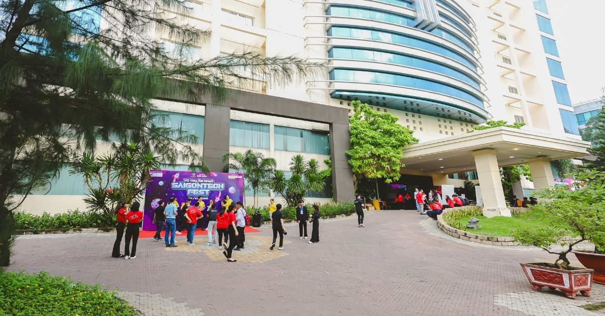 ngành logistics, metro