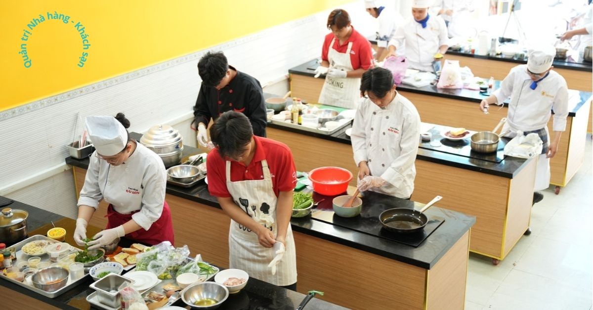nhà ga t3, quản trị nhà hàng - khách hàng