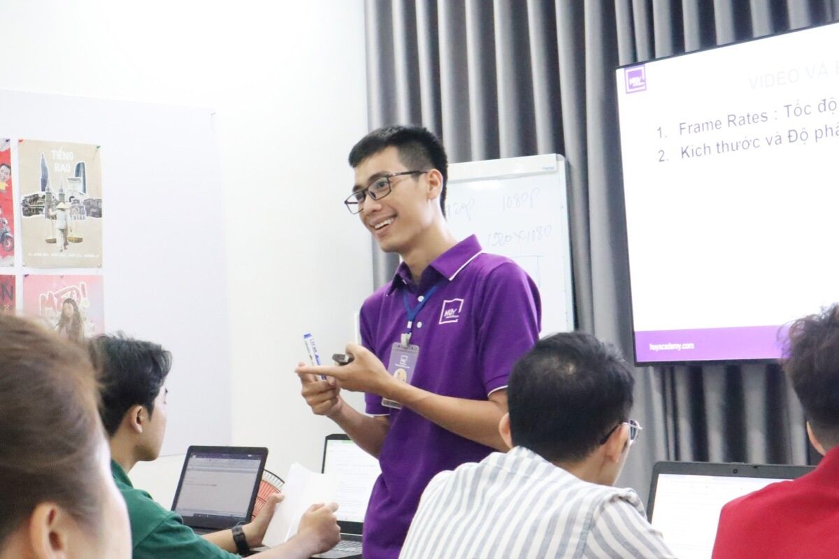 Huy Academy – Từ thầy giáo online đến biểu tượng kiến thức thiết kế