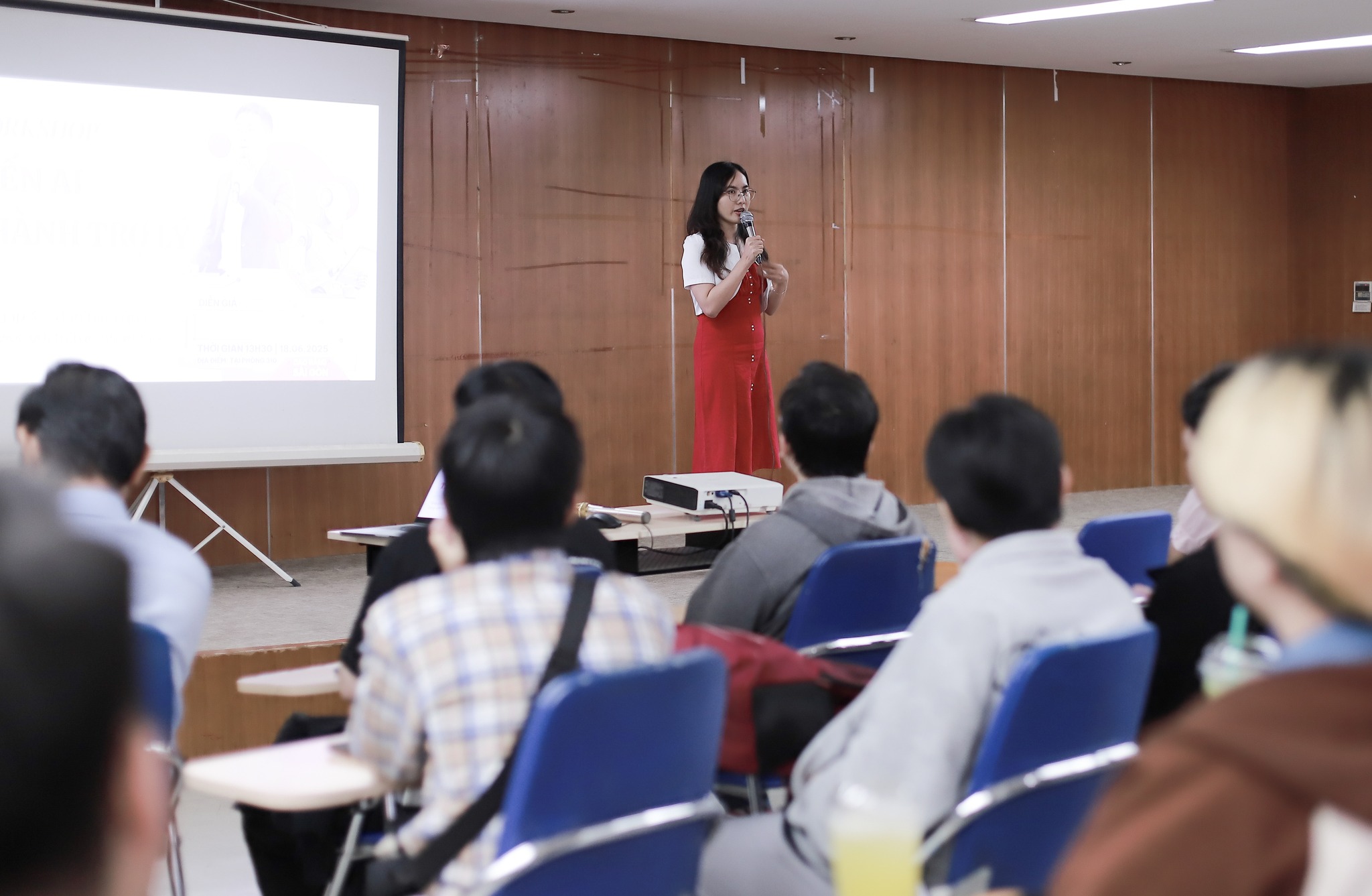 Thầy cô trường Cao đẳng Sài Gòn chia sẻ kinh nghiệm về ngành quản trị doanh nghiệp