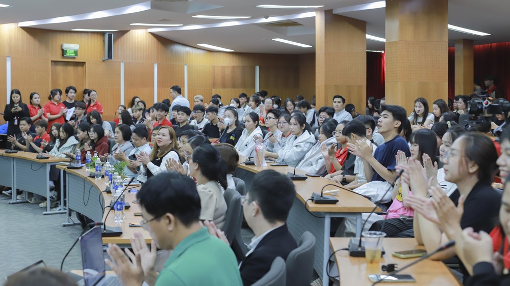 Chuyên đề “Từ tiên phong đến dẫn đầu” – Hành trình truyền cảm hứng từ BITEX và CASIO tại Trường Cao đẳng Sài Gòn