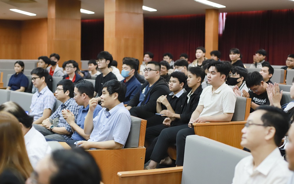 công-nghe-thong-tin-trong-ky-nguyen-ai