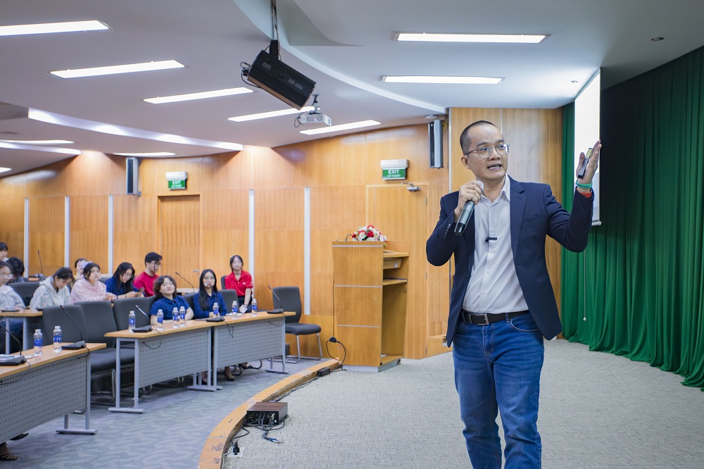 workshop-tim-y-tuong-dua-tren-trai-nghiem-va-du-lieu-cua-chinh-minh