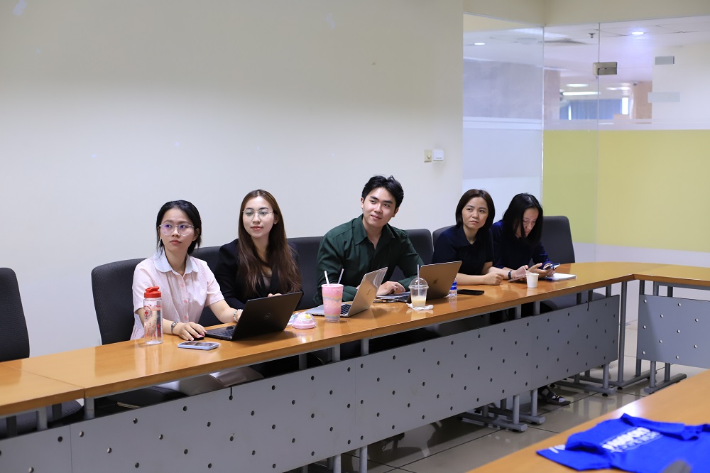 khoa-hoc-ai-cua-giang-vien-can-bo-nhan-vien-tai-truong-cao-dang-sai-gon