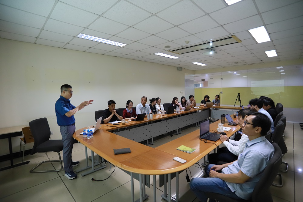 khoa-hoc-ai-cua-giang-vien-can-bo-nhan-vien-tai-truong-cao-dang-sai-gon