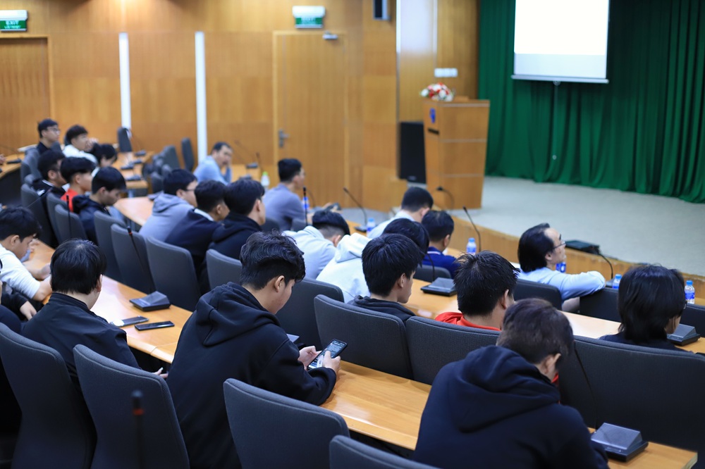 Workshop giai-phap-luu-tru-hien-dai-va-bao-mat-he-thong-cao-dang-sai-gon