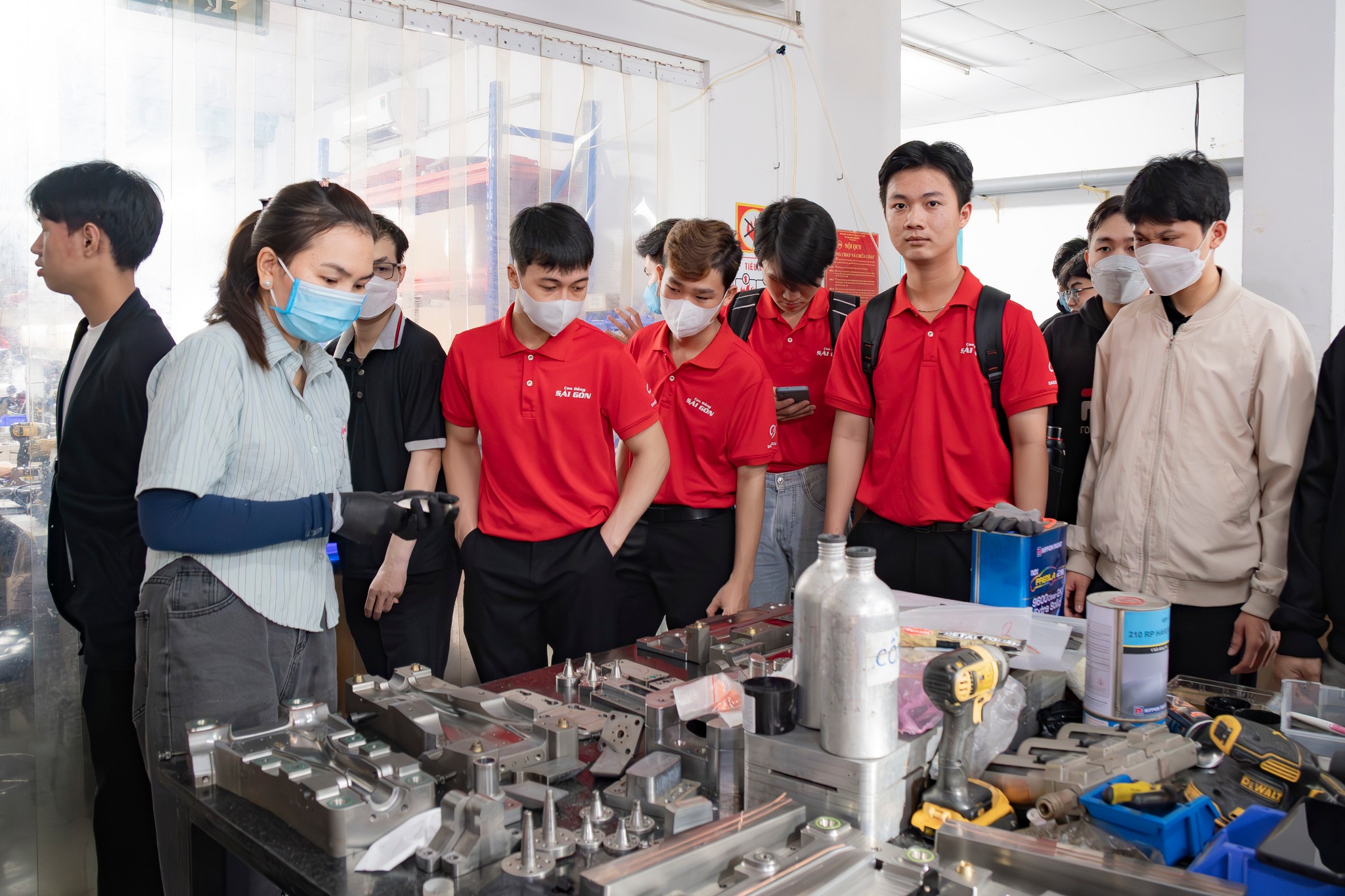 khối ngành kỹ thuật là một trong những ngành thuộc các ngành Cao Đẳng Sài Gòn